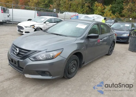 2018 Nissan Altima 2.5 Sr z USA, uszkodzony, nr VIN 1N4AL3AP4JC282318